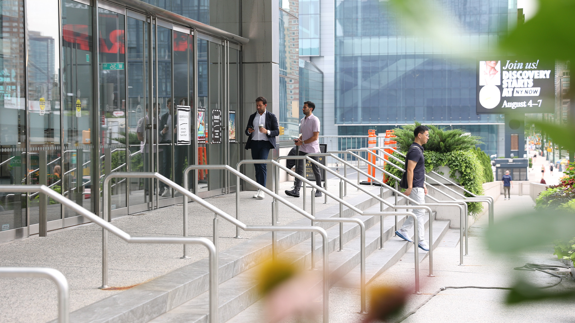 TexworldNYCvisit-SmallStage